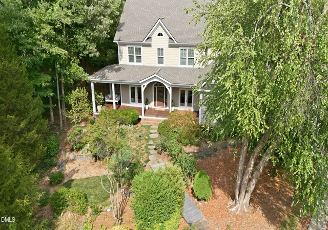 Photo 4 of Sale Pending at 1031 Pinehurst Dr, Chapel Hill, NC 27517 | MLS# 10177135 | Listing updated on 2026-09-02