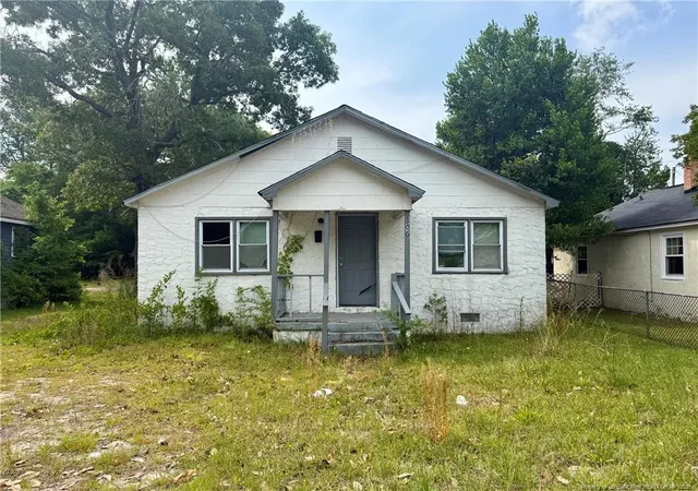 Homes for sale in Spring Lake, NC | 306 Wilson Ave, Spring Lake, NC 28390 | MLS# 764192