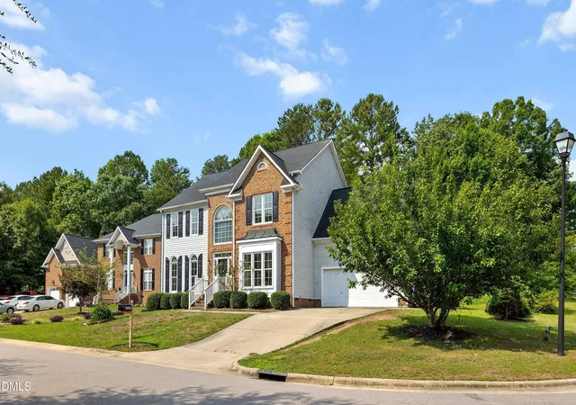 Photo 3 of Single family home for sale at 3528 Dewing Dr, Raleigh, NC 27616 | MLS# 10177075 | Listing updated on 2026-09-23