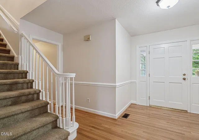 4th image of 1701 Lord Ashley Dr, Sanford, NC 27330 | MLS# 10184879
