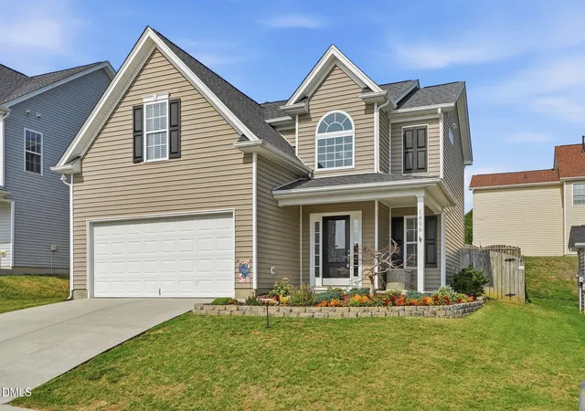 Homes for sale in Raleigh, NC | 1406 Pleasant Garden Ln, Raleigh, NC 27610 | MLS# 10177744