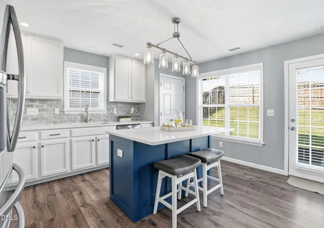 Homes for sale in Raleigh, NC | 1406 Pleasant Garden Ln, Raleigh, NC 27610 | MLS# 10177744