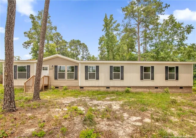 Homes for sale in Raeford, NC | 2853 Rockfish Rd, Raeford, NC 28376 | MLS# 765104