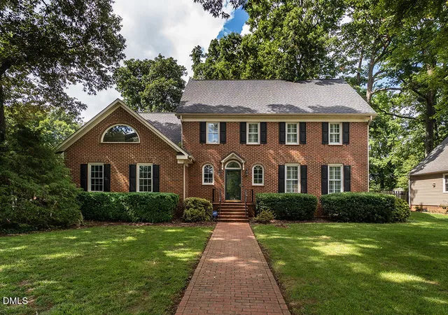 Photo 1 of Single family home for sale at 3235 Hiddenwood Ln, Burlington, NC 27215 | MLS# 10177485 | Listing updated on 2026-09-02