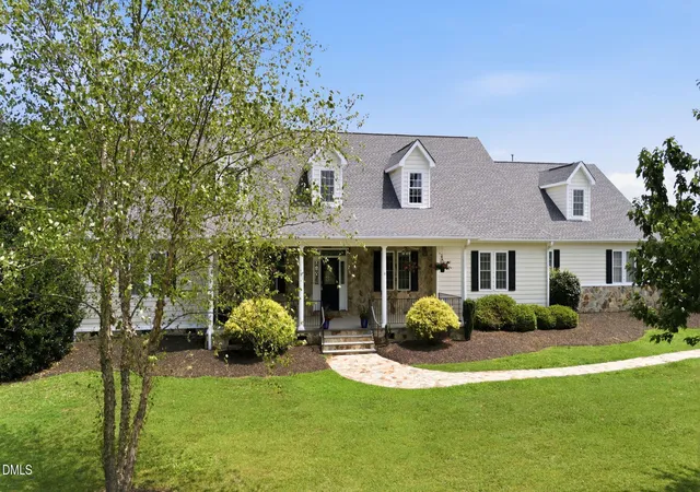2nd image of 820 Wilson Jones Rd, Clayton, NC 27520 | MLS# 10178118