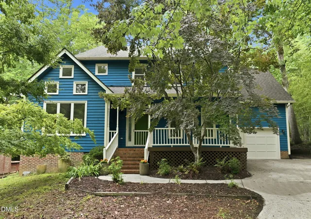 Photo 1 of Single family home for sale at 121 Waverly Forest Ln, Chapel Hill, NC 27516 | MLS# 10177419 | Listing updated on 2026-09-07