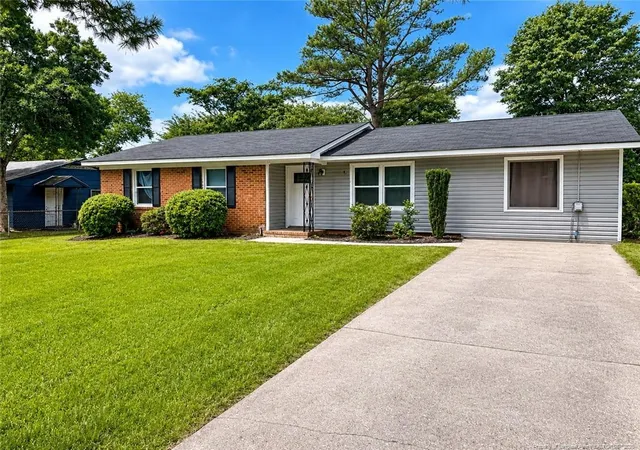 1st image of 6537 Vineyard Dr, Fayetteville, NC 28304 | MLS# 765128