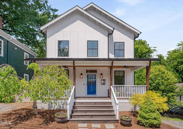1st image of 505 Oakwood Ave, Durham, NC 27701 | MLS# 10177612