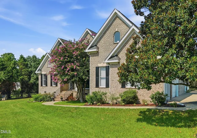 Photo 3 of Single family home for sale at 2027 Herbert Akins Rd, Fuquay Varina, NC 27526 | MLS# 10177204 | Listing updated on 2026-09-13