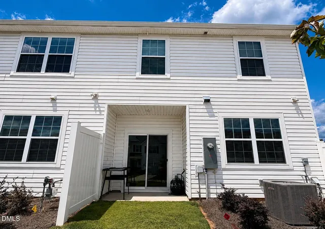 4th image of 1899 Pheasant Trce Cir, Kernersville, NC 27284 | MLS# 10177156