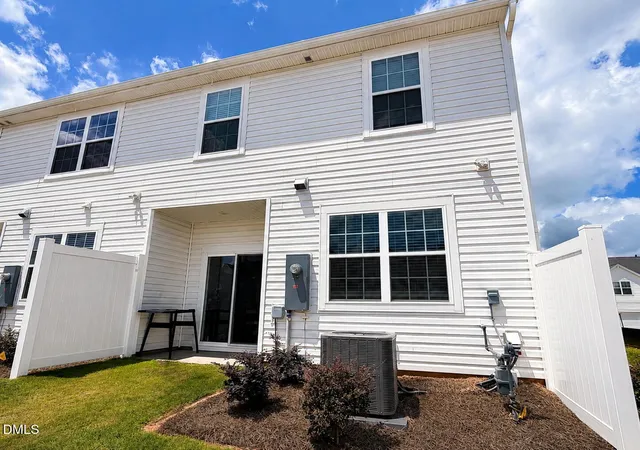 5th image of 1899 Pheasant Trce Cir, Kernersville, NC 27284 | MLS# 10177156