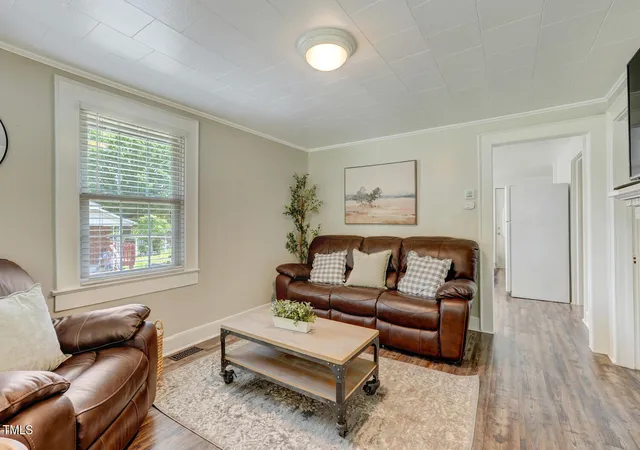 Homes for sale in Burlington, NC | 1542 Albright Ave, Burlington, NC 27215 | MLS# 10177400