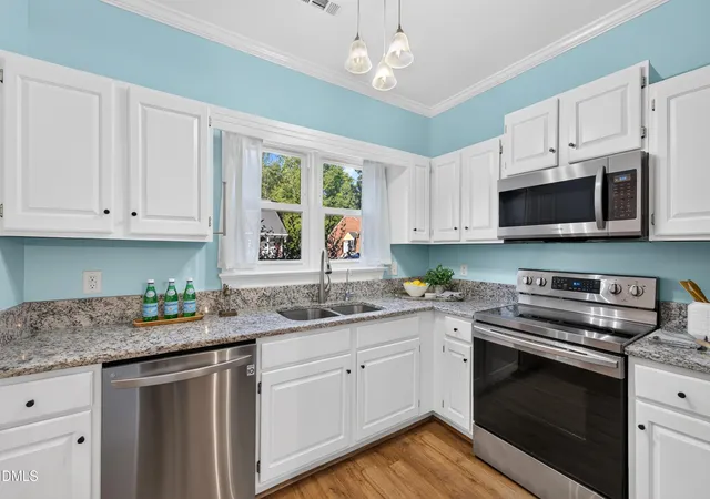 Homes for sale in Cary, NC | 108 Granby Ct, Cary, NC 27511 | MLS# 10178695