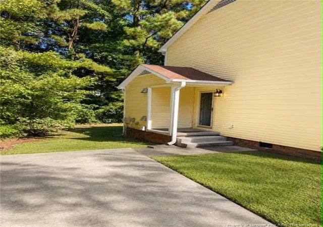 Photo 2 of Sale Pending at 3311 Courtland Dr, Durham, NC 27707 | MLS# 765154 | Listing updated on 2026-09-08