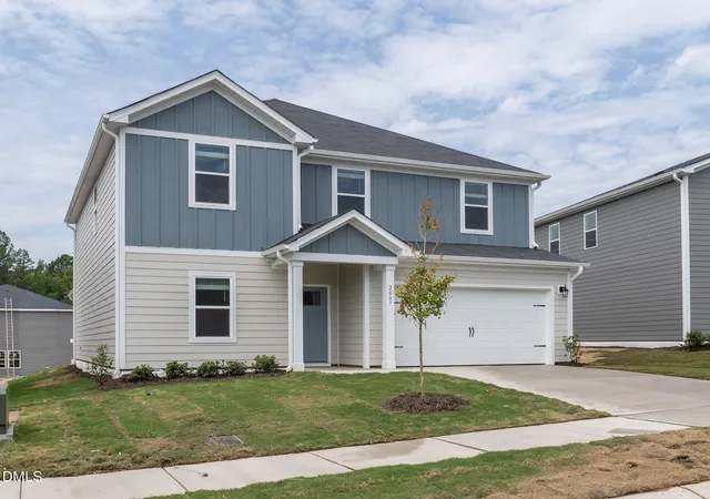 Photo 2 of Single family home for sale at 2007 Topsail Rd, Durham, NC 27704 | MLS# 10177311 | Listing updated on 2026-09-14