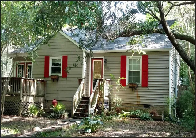 Photo 1 of Sale Pending at 326 Willow St, Cary, NC 27511 | MLS# 10177210 | Listing updated on 2026-07-18
