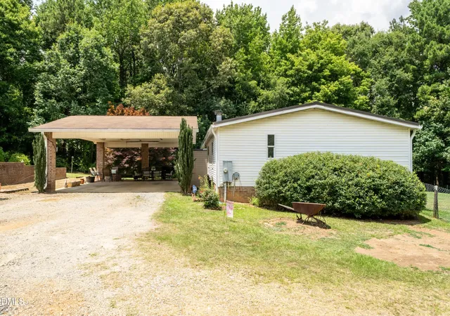 2nd image of 75 Baucom Ln, Fuquay Varina, NC 27526 | MLS# 10177436
