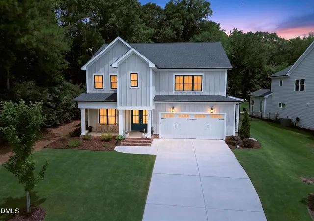 5th image of 2209 Terri Creek Dr, Fuquay Varina, NC 27526 | MLS# 10177475