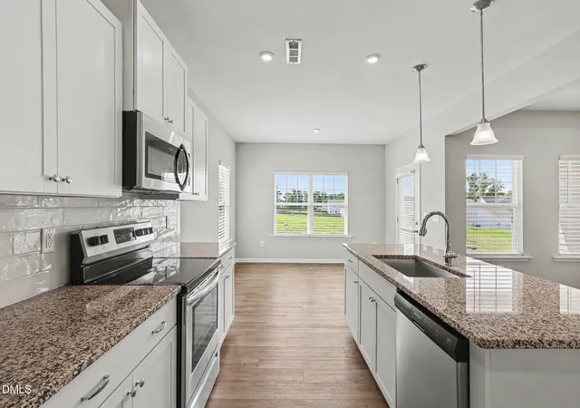 4th image of 367 Fenella Dr, Four Oaks, NC 27524 | MLS# 10177223