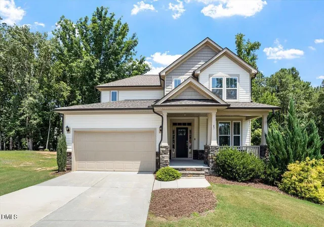 Photo 3 of Single family home for sale at 47 Wood Spring Ct, Fuquay Varina, NC 27526 | MLS# 10178623 | Listing updated on 2026-09-21