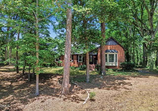 Photo 3 of Single family home for sale at 5221 Dutchman Dr, Raleigh, NC 27606 | MLS# 10178006 | Listing updated on 2026-09-09