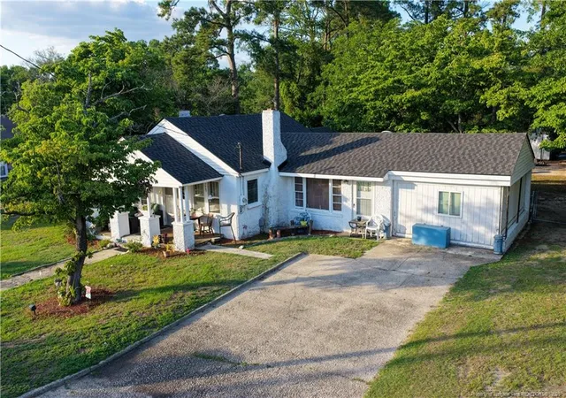 2nd image of 3409 Davis St, Hope Mills, NC 28348 | MLS# 764942