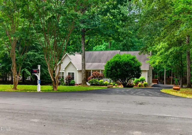 4th image of 475 Dreamcatcher Trl, Youngsville, NC 27596 | MLS# 10177391