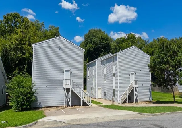 Photo 1 of Sale Pending at 718 S State St, Raleigh, NC 27601 | MLS# 10186311 | Listing updated on 2026-09-01