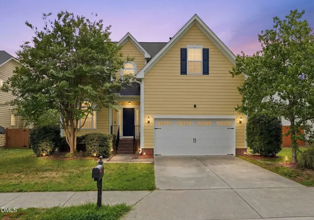 Photo 1 of Sale Pending at 11 Hidden Ridge Ct, Durham, NC 27707 | MLS# 10177709 | Listing updated on 2026-08-21