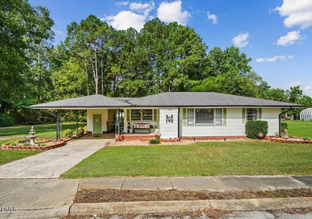 Homes for sale in Micro, NC | 206 E Main St, Micro, NC 27555 | MLS# 10177576
