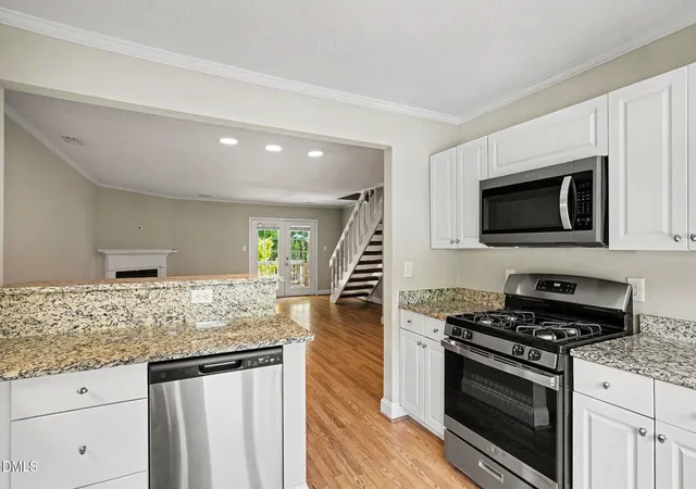 Photo 3 of Townhouse for sale at 5304 Ridgeloch Pl, Raleigh, NC 27612 | MLS# 10178542 | Listing updated on 2026-10-01