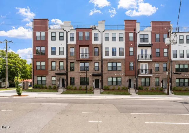 2nd image of 1205 S Blount St #201, Raleigh, NC 27601 | MLS# 10177964