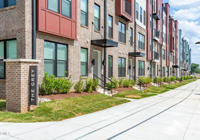 2nd image of 1205 S Blount St, Raleigh, NC 27601