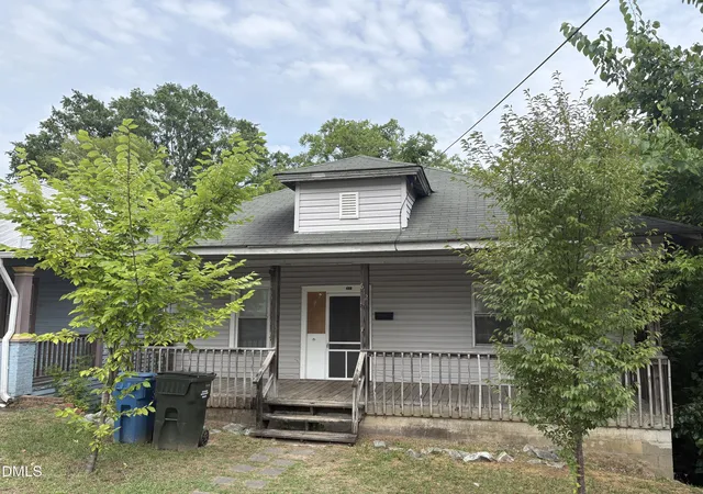 Photo 1 of Single family home for sale at 612 N Queen St, Durham, NC 27701 | MLS# 10178568 | Listing updated on 2026-08-31