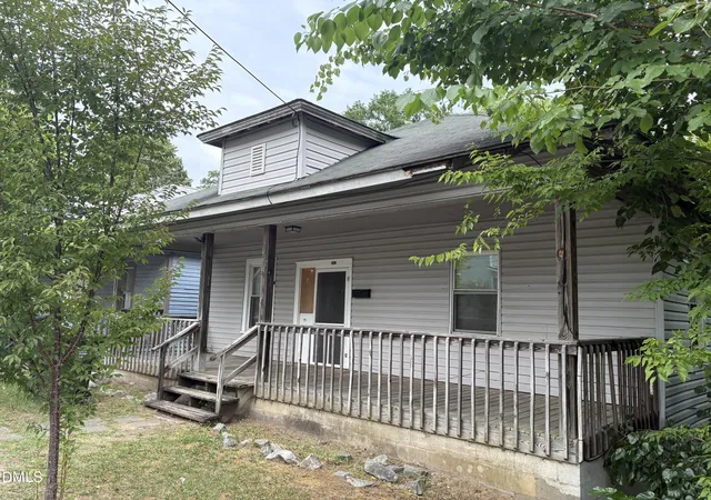 Photo 2 of Single family home for sale at 612 N Queen St, Durham, NC 27701 | MLS# 10178568 | Listing updated on 2026-08-31