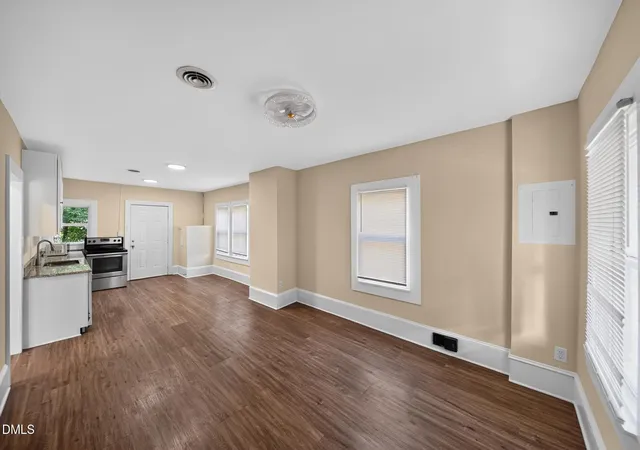 Photo 3 of Single family home for sale at 425 Henry St, Rocky Mount, NC 27803 | MLS# 10177372 | Listing updated on 2026-09-02