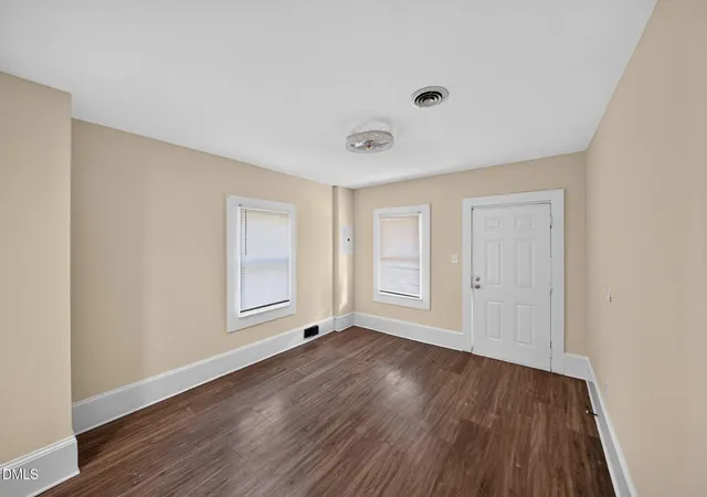 Photo 3 of Single family home for sale at 425 Henry St, Rocky Mount, NC 27803 | MLS# 10177372 | Listing updated on 2026-09-02