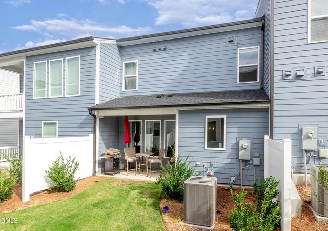 2nd image of 6511 Amber Springs Dr, Durham, NC 27713 | MLS# 10177444
