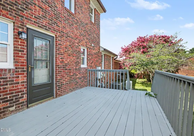 5th image of 1816 Meadowview Dr, Graham, NC 27253 | MLS# 10177851