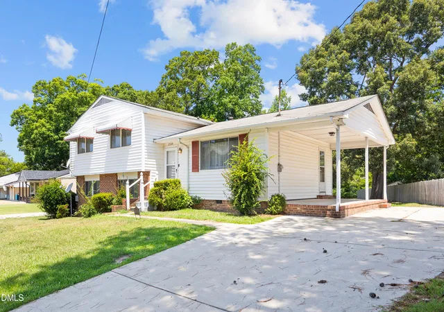 Photo 1 of Sale Pending at 2509 Rock Quarry Rd, Raleigh, NC 27610 | MLS# 10179113 | Listing updated on 2026-09-17