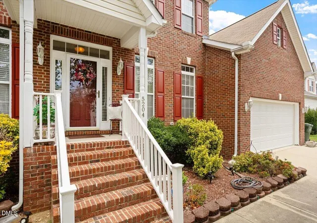 2nd image of 5204 Duckdown Ct, Raleigh, NC 27604 | MLS# 10177625