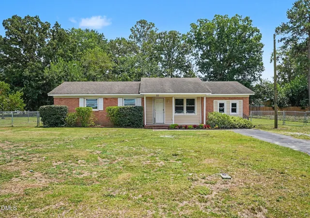 Photo 1 of Single family home for sale at 111 Fox Dr, Dudley, NC 28333 | MLS# 10177346 | Listing updated on 2026-09-10