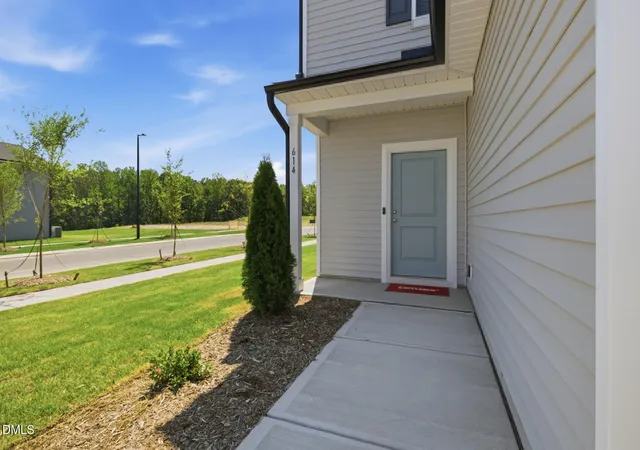 Photo 3 of Sale Pending at 614 Timber Ter Dr, Durham, NC 27704 | MLS# 10177319 | Listing updated on 2026-09-08