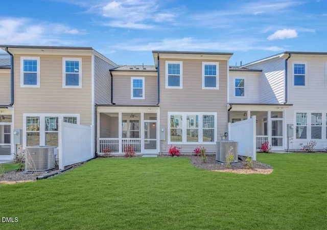 Photo 5 of Sale Pending at 3118 Cathedral Comb Dr #246, Apex, NC 27502 | MLS# 10177635 | Listing updated on 2026-08-20