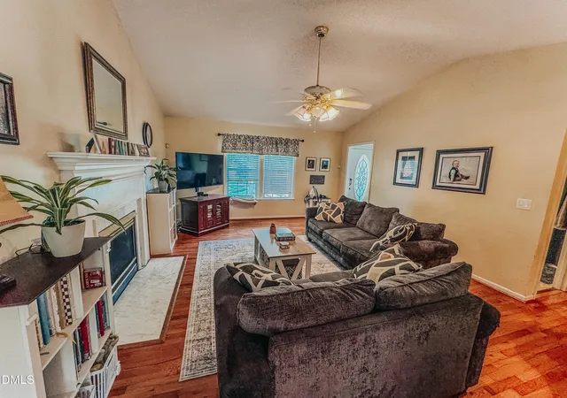 Photo 4 of Single family home for sale at 210 Alice Dr, Garner, NC 27529 | MLS# 10177647 | Listing updated on 2026-09-25