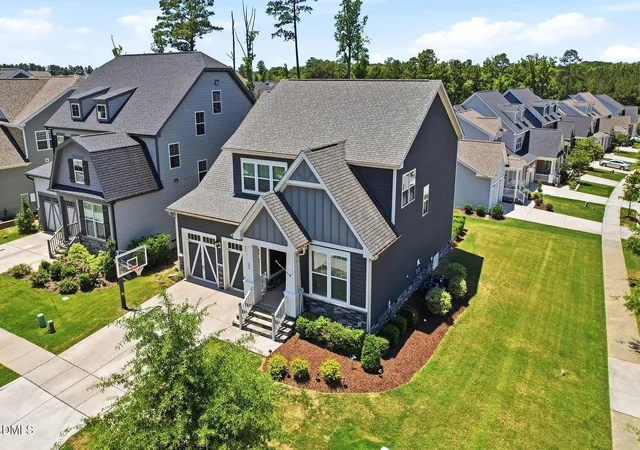 Homes for sale in Holly Springs, NC | 100 Oaks End Dr, Holly Springs, NC 27540 | MLS# 10177423