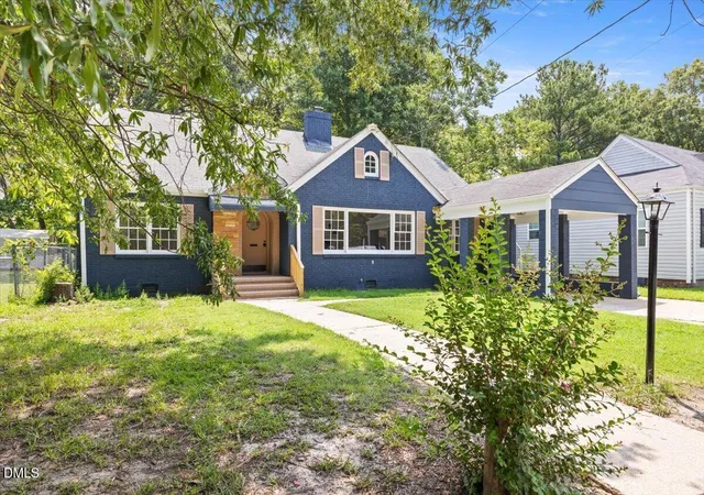 Photo 3 of Sale Pending at 335 Pennsylvania Ave, Rocky Mount, NC 27801 | MLS# 10181150 | Listing updated on 2026-09-16