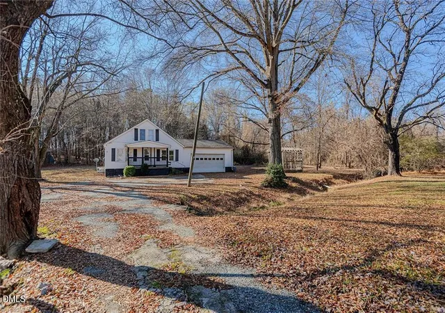 Homes for sale in Burlington, NC | 1364 Rauhut St, Burlington, NC 27217 | MLS# 10177453