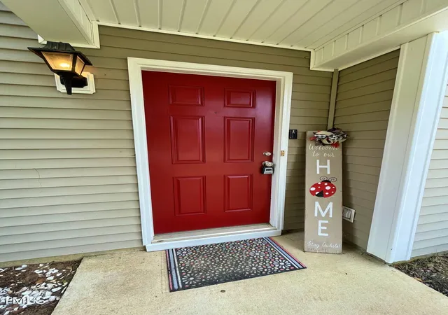 image of 3001 Softwind Dr, Clayton, NC 27520 | MLS# 10177467