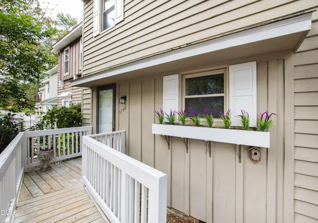 2nd image of 5748 3 Oaks Dr, Raleigh, NC 27612 | MLS# 10180682